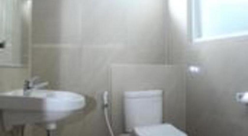 Hotel Grand Kutilang Syariah Бандар Лампунг Екстериор снимка